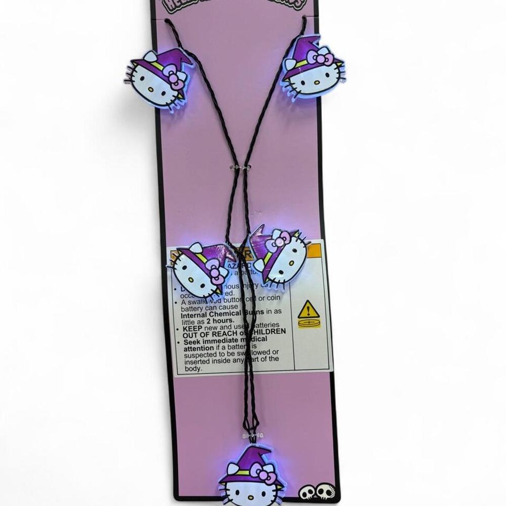 Hello Kitty Halloween light-up necklace